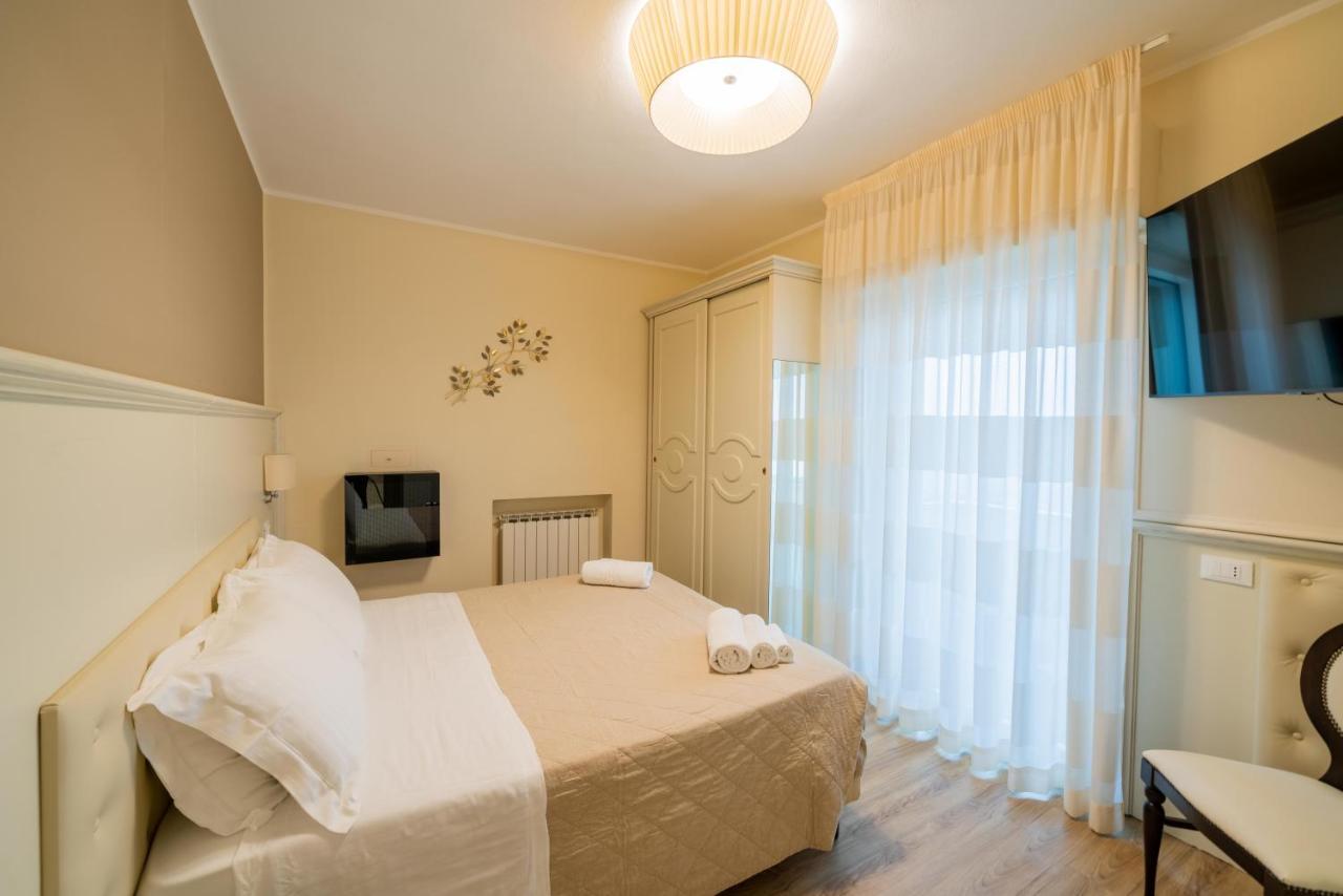 Hotel Orchidea Червия Экстерьер фото